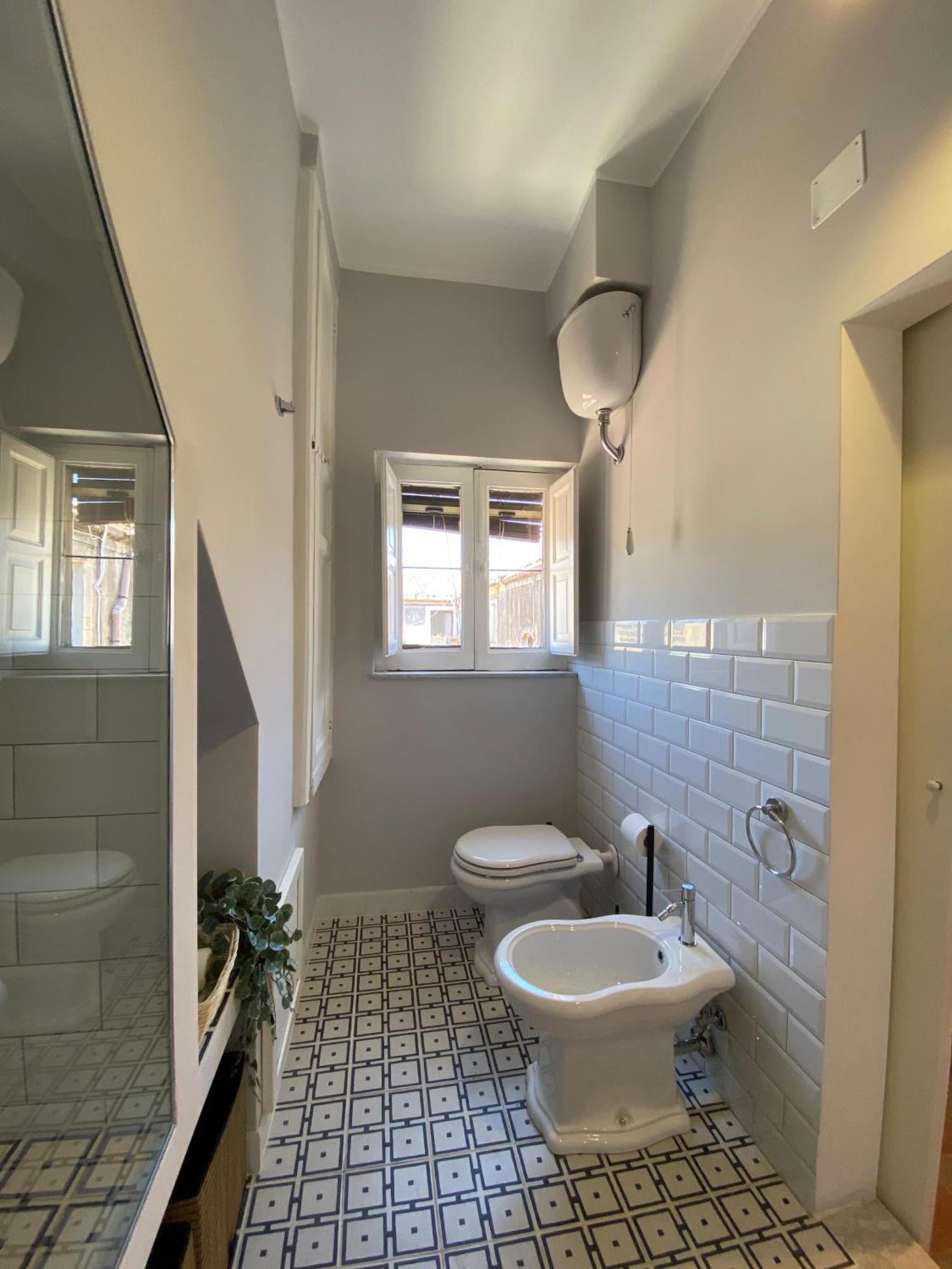 Dimora Dei Minoriti Bed & Breakfast Katanya Dış mekan fotoğraf