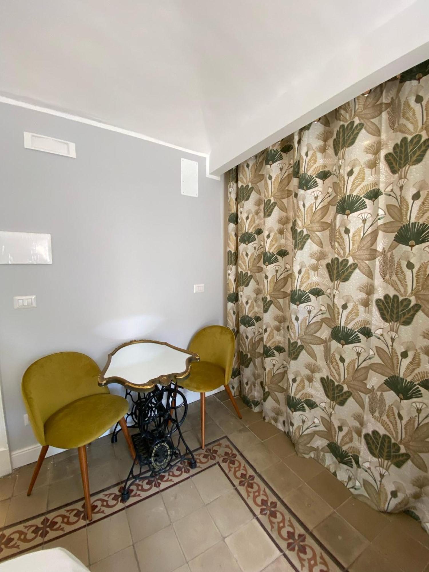 Dimora Dei Minoriti Bed & Breakfast Katanya Dış mekan fotoğraf